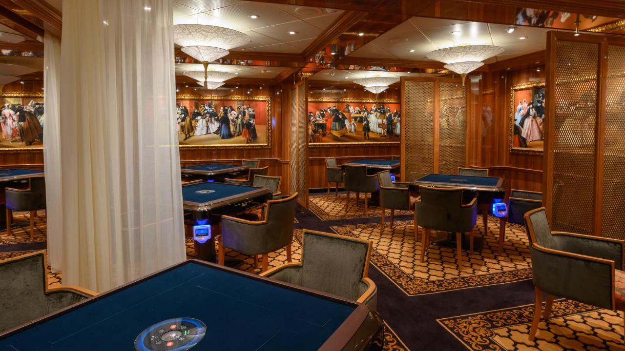 同样是年会，我们不一样，花同样的预算，我们是“别人家的”