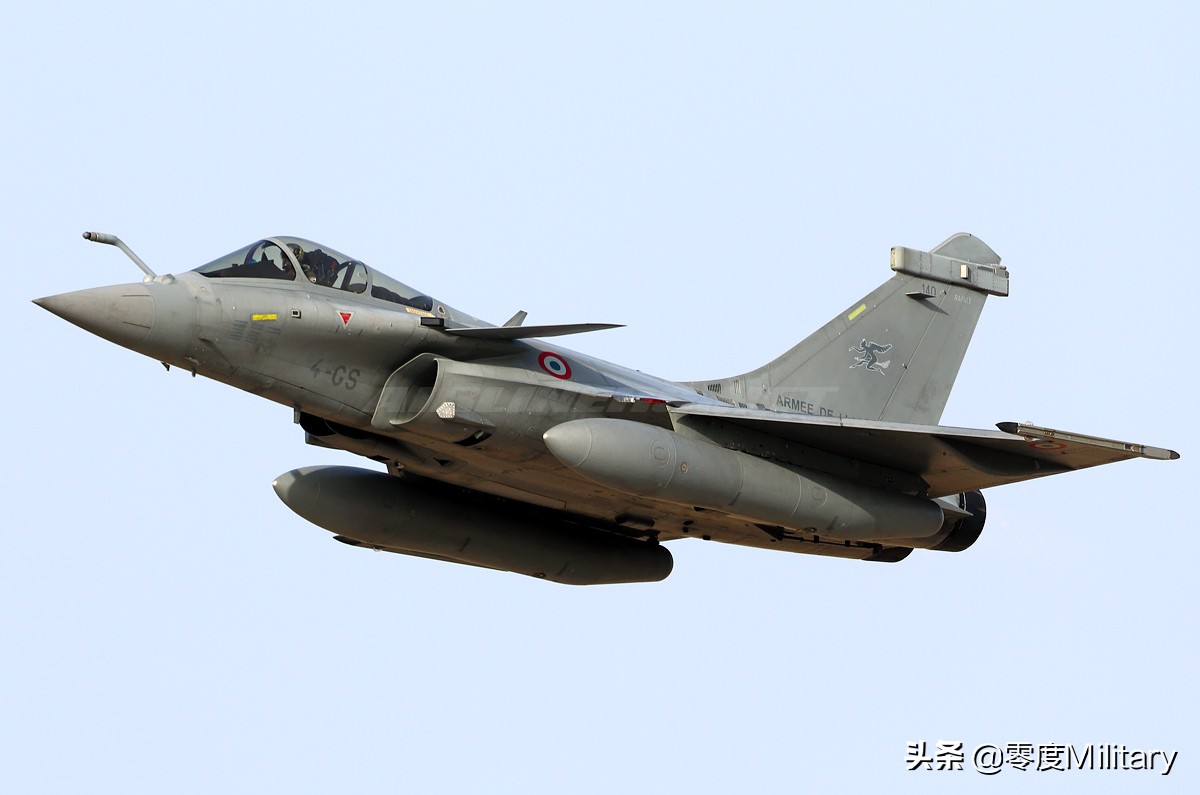 世界空军海军陆军,法国勒图贝空军基地