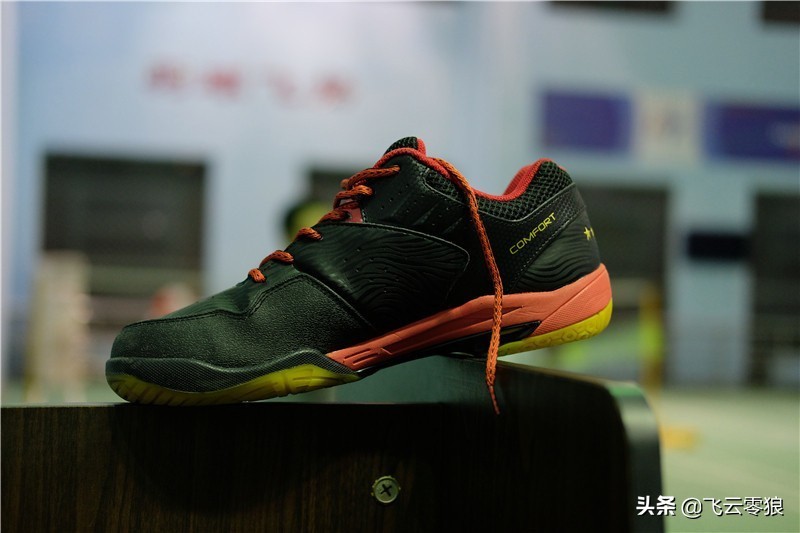 中羽高评分的羽毛球鞋,羽毛球鞋初学者推荐评测