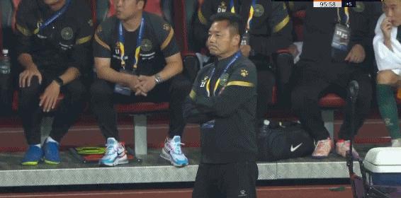 涓秴姝︽眽涓夐晣闃熷憳鑽ｆ槉,姝︽眽鐞冨憳鑽ｆ槉