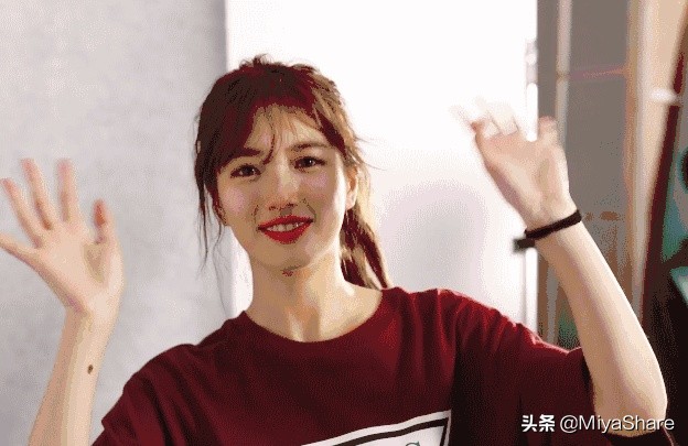 为什么用保湿霜感觉油腻呢,为什么擦了保湿霜皮肤还是很干