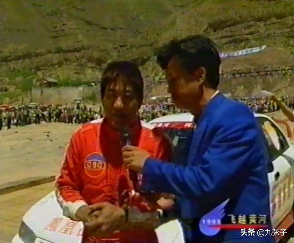 他飞过长城，他飞过黄河，他是中国的冒险王，他是娱乐圈中的大哥