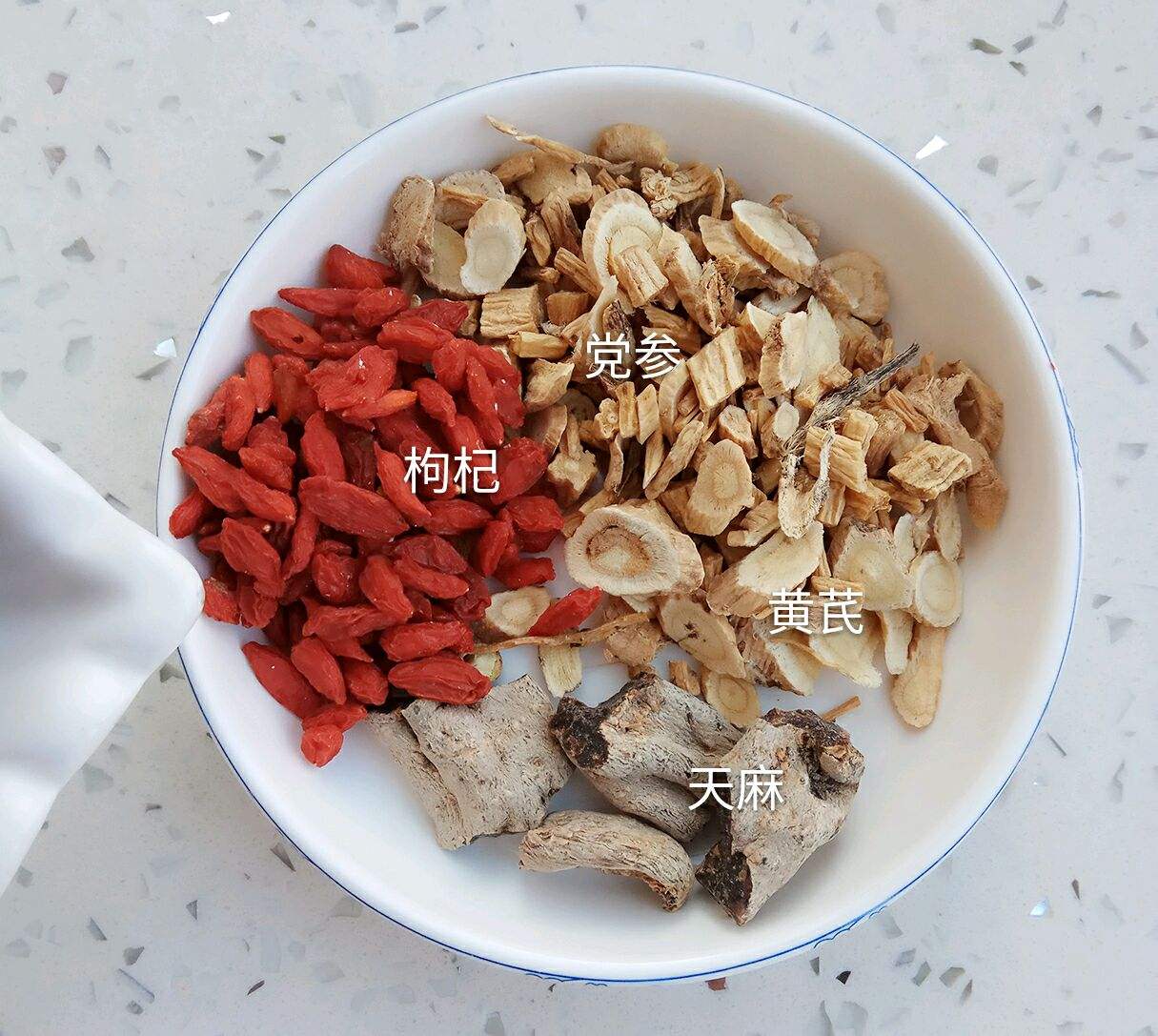脾胃虚还有慢性胃炎吃什么中成药,胃酸胃胀胃疼是胃炎还是脾胃虚