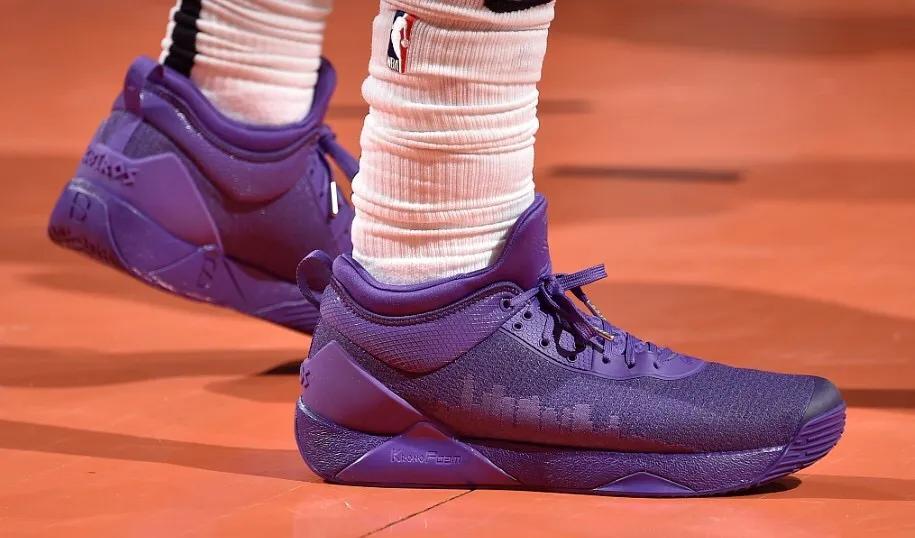 让杜兰特签欧文的球鞋,nba球员上脚的球鞋