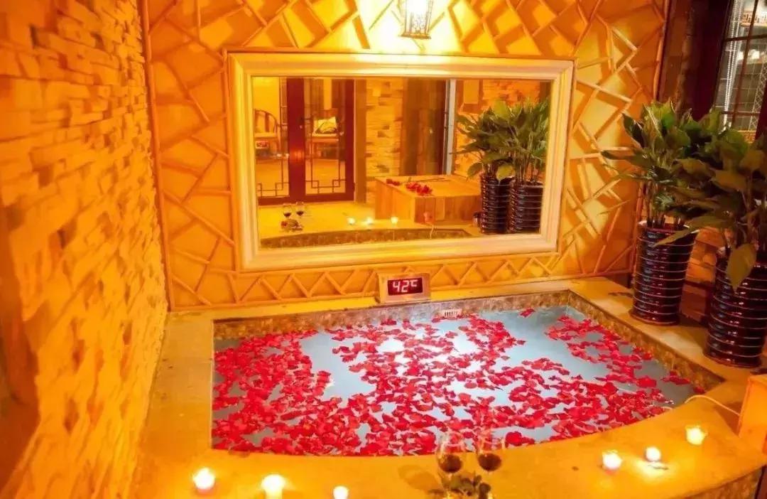 北京最好的私汤温泉小院排行榜,北京的青青牧场温泉在什么地方