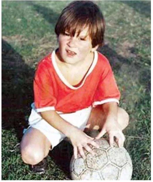 梅西为什么告别巴萨,梅西正式告别巴萨