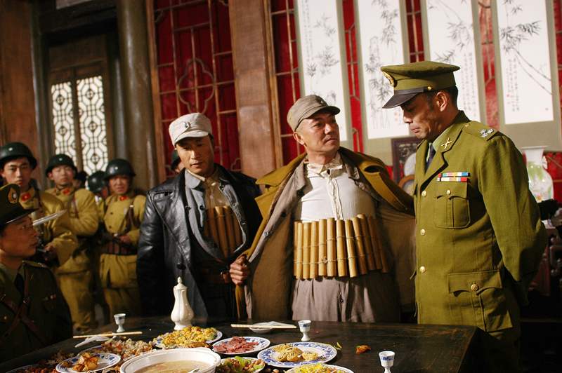 楚云飞送李云龙一把勃朗宁小手枪,新亮剑楚云飞送给李云龙的勃朗宁