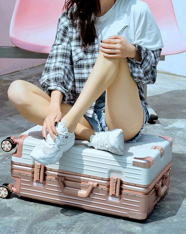 鳄鱼恤箱包店,鳄鱼恤秋冬新品隆重登场