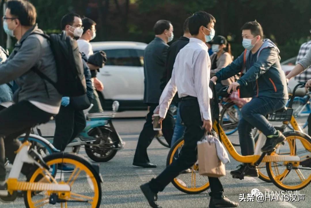 在你迷茫的时候先找一份工作,当你毕业准备找工作的时候