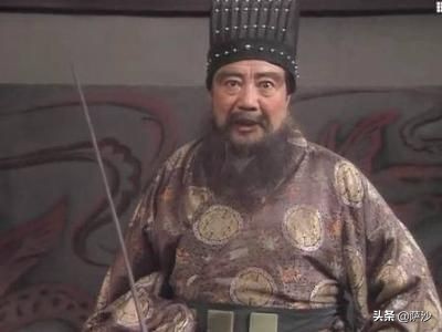 三国三让徐州真相陶谦不是无能傻蛋政客：野心投机的徐州诸侯陶谦