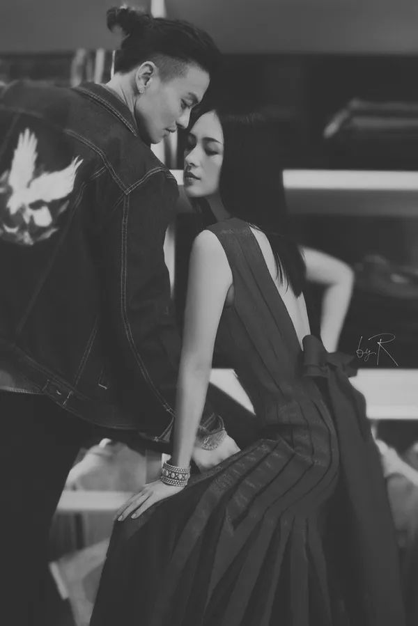 章子怡周一围采访暧昧,章子怡与周一围私下关系