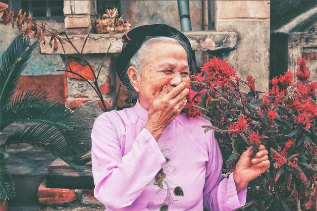 开心只会说“Happy”？学点高级的让人刮目相看