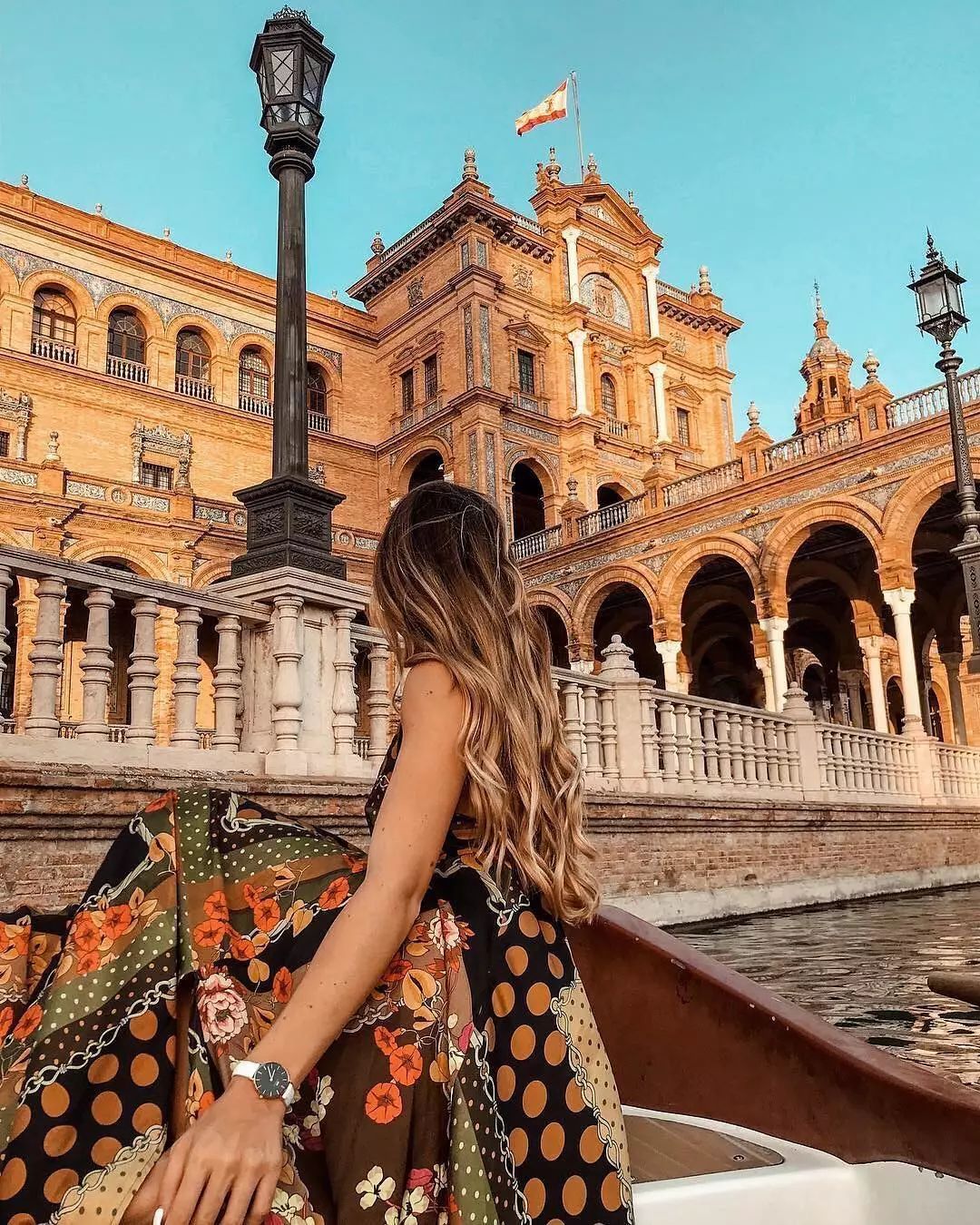 陈情令开播火后王一博第一次出现,陈情令王一博是谁选出来的