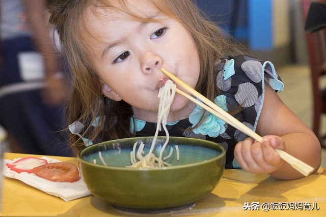 宝宝吃面条的做法,宝宝吃面条怎么做最好吃