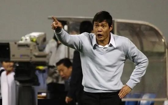 范志毅为什么是亚洲足球先生,亚洲足球先生范志毅说英语