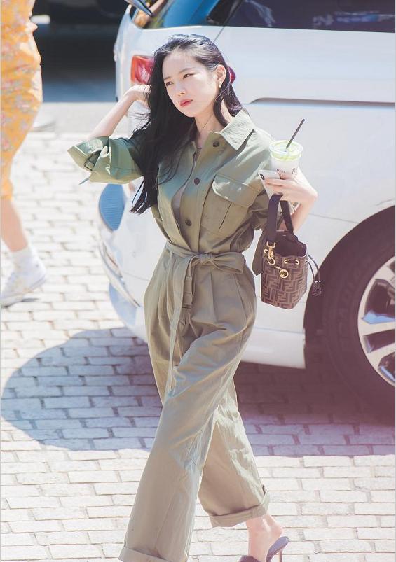 孙娜恩夏天穿搭,孙娜恩穿白衣