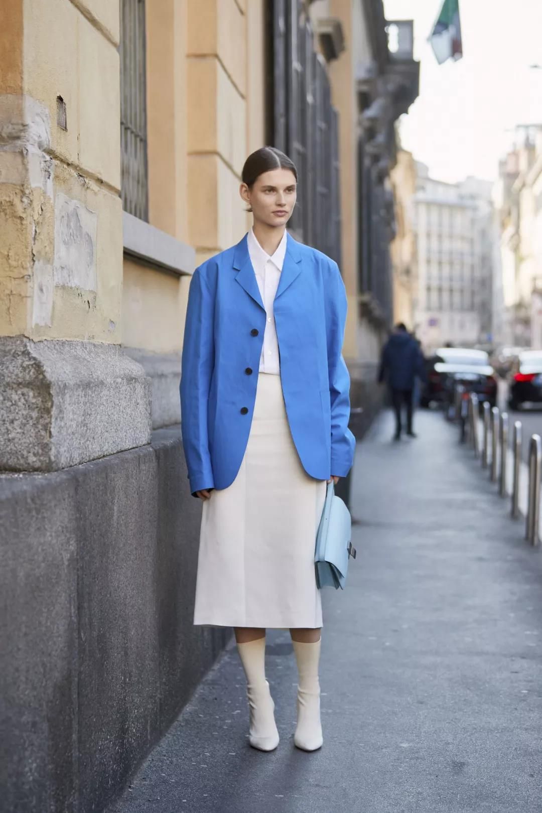 人胖更不能穿休闲衣服,人胖了不能穿浅色的衣服