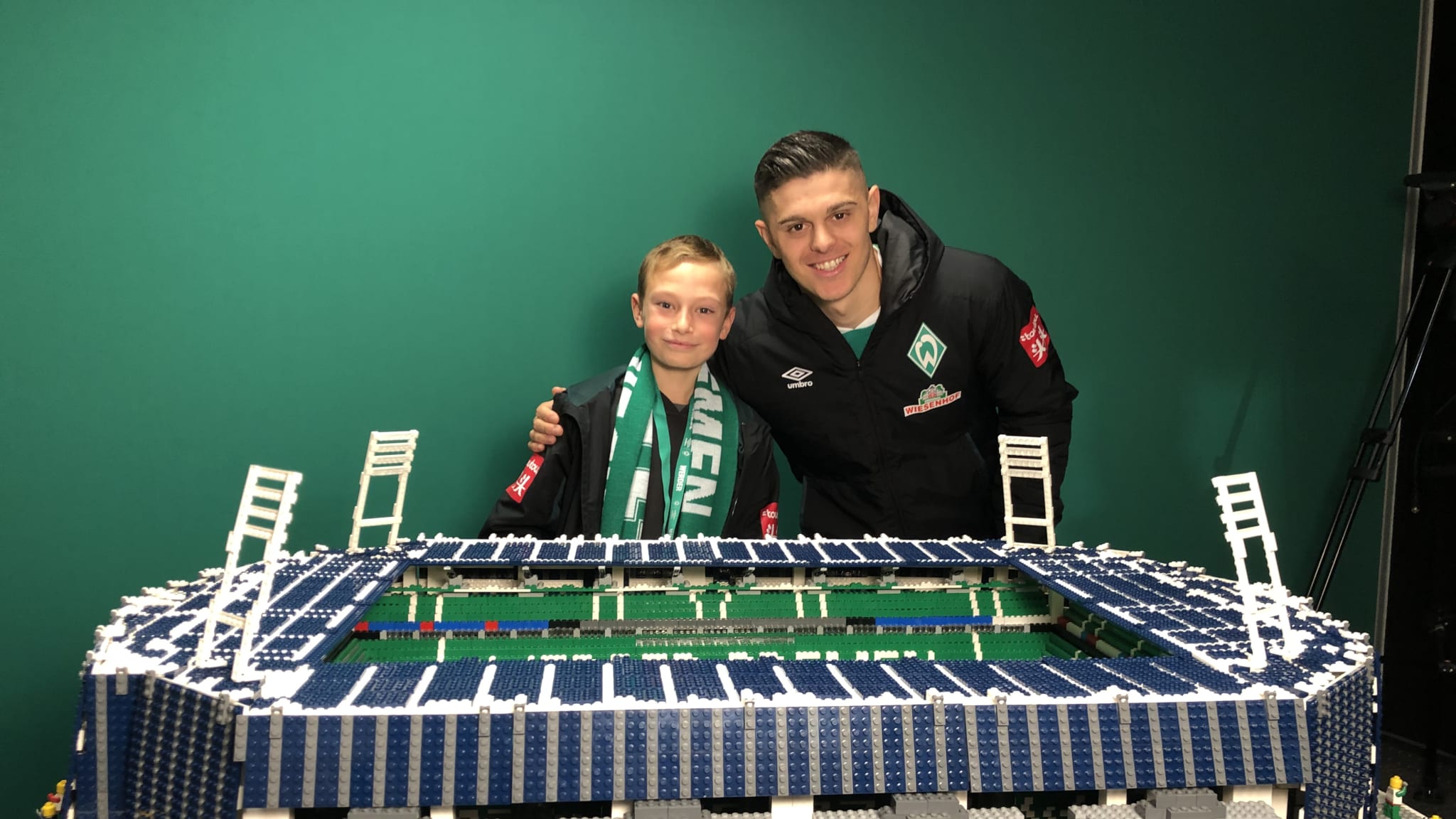 乐高足球场10299,老特拉福德足球场乐高