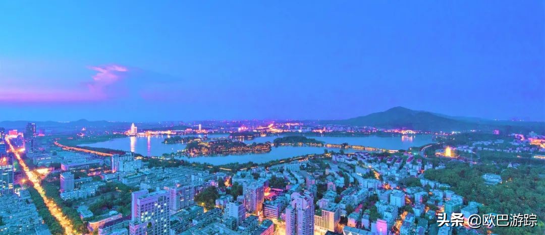 南京金陵城全景,南京金陵酒店新楼有多少米高