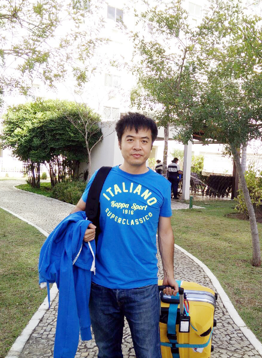 段暄是央视正式员工么,央视体育主持人段暄照片