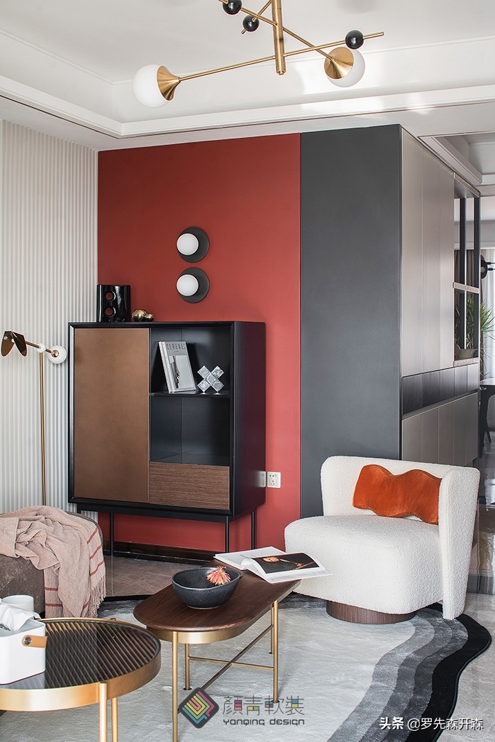 以色模糊现实的界限，演绎梦幻居所