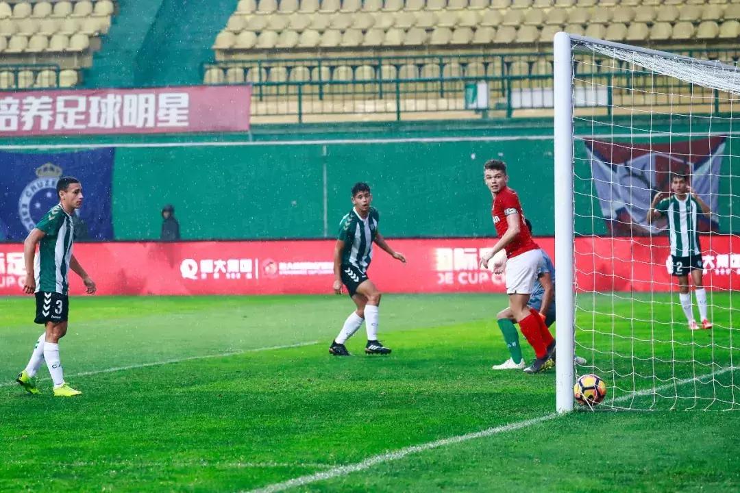 欧冠杯莫斯科斯巴达克斯,莫斯科斯巴达克斯vs喀山红宝石