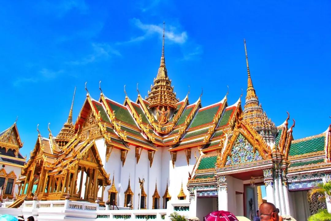 为什么不能在泰国酒吧二楼摇铃铛,去泰国旅游为啥不能去酒吧二楼