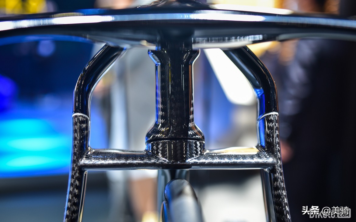 超贵的新世代场地车HopeXLotusHB.T国内首秀