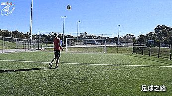 普通足球凌空抽射加弧线球,足球史上十大暴力抽射