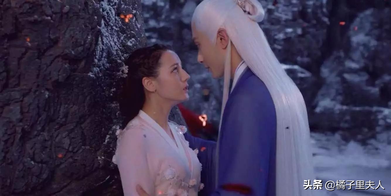 三生三世步生莲里面有东华帝君吗,三生三世步生莲东华帝君结局