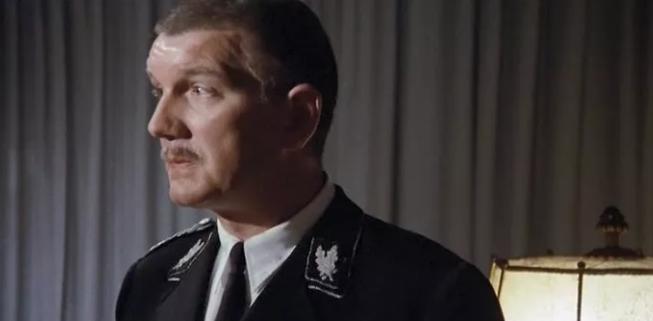 老艺人死,老戏骨剧中去世