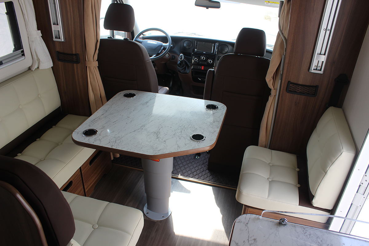 三十多个房车品牌共60余款车型,房车大全30万以下6座