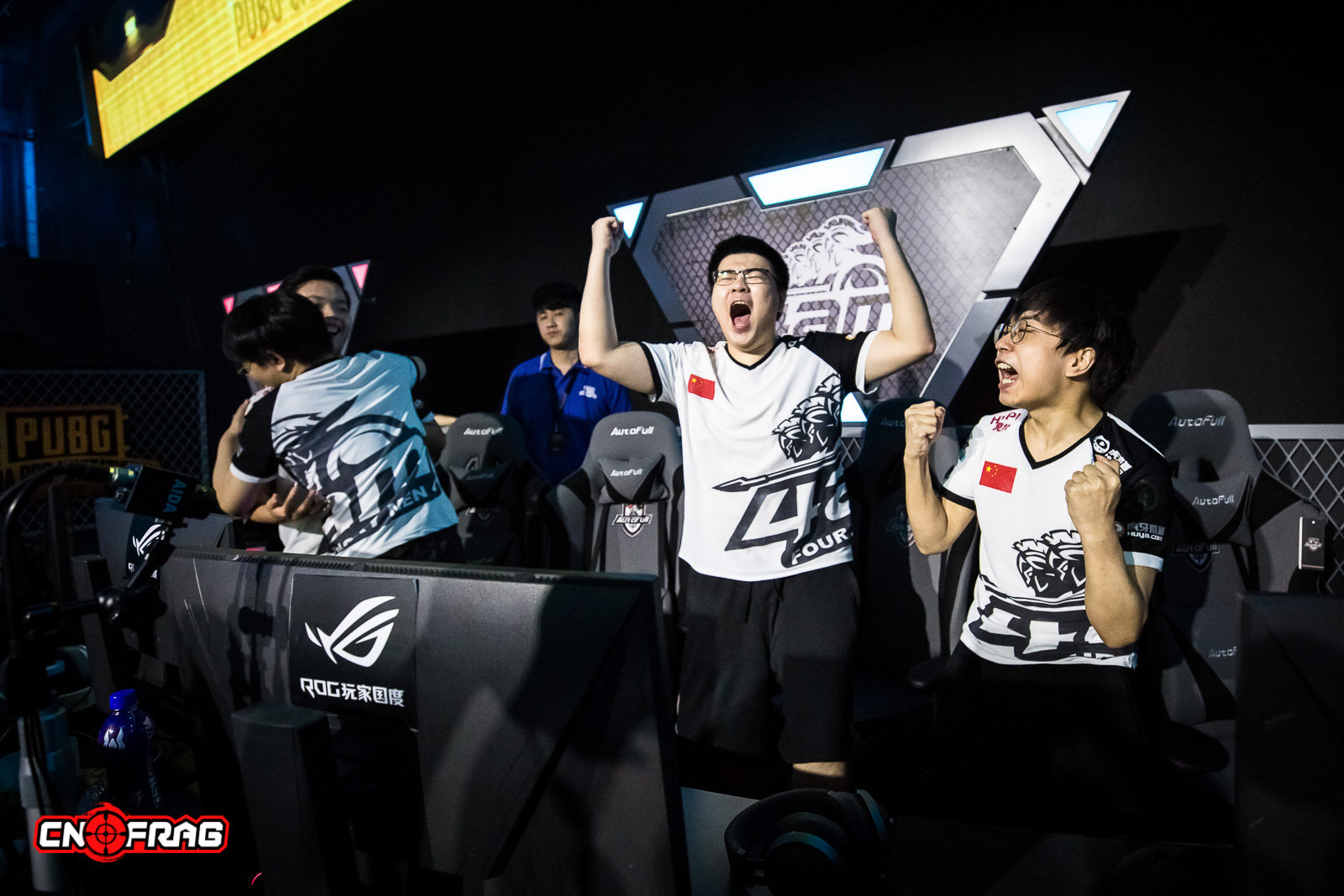 TheYearinPhotos-cnFrag2018年度电竞图片