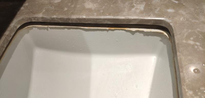 台下盆掉了怎么重新装,台下盆掉了怎么维修安装全过程