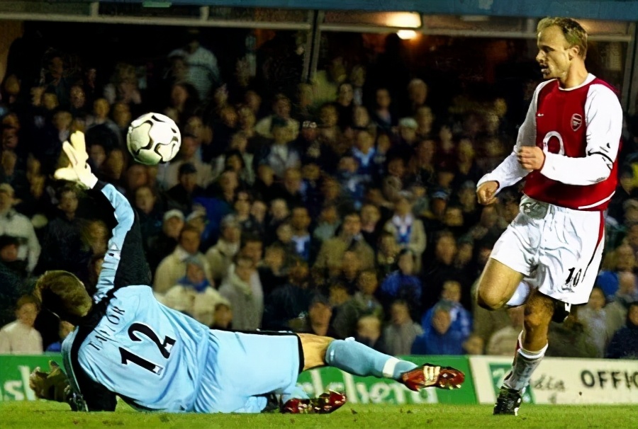 博格坎普传奇实况足球,实况足球丹尼斯博格坎普毕业吗