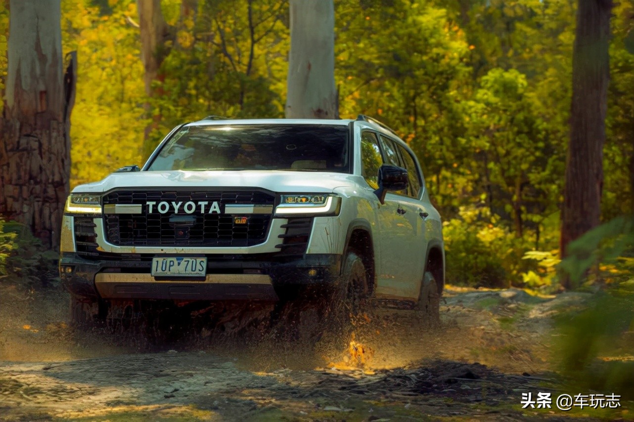 丰田陆地巡洋舰lc3002023最新款,2022款丰田陆地巡洋舰300