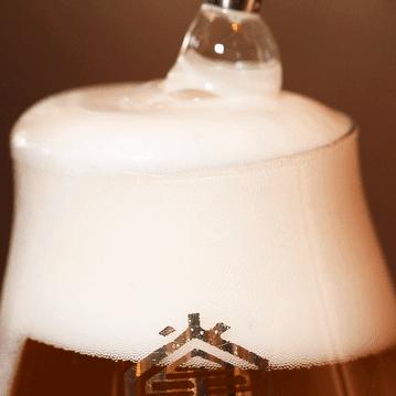 外国人喝中国精酿,外国人喝的真正的精酿