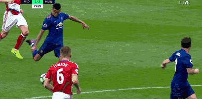 足坛球员外号,当今足坛各个人物绰号