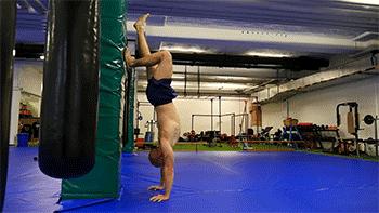 手把手教你学会倒立,手把手教你学倒立