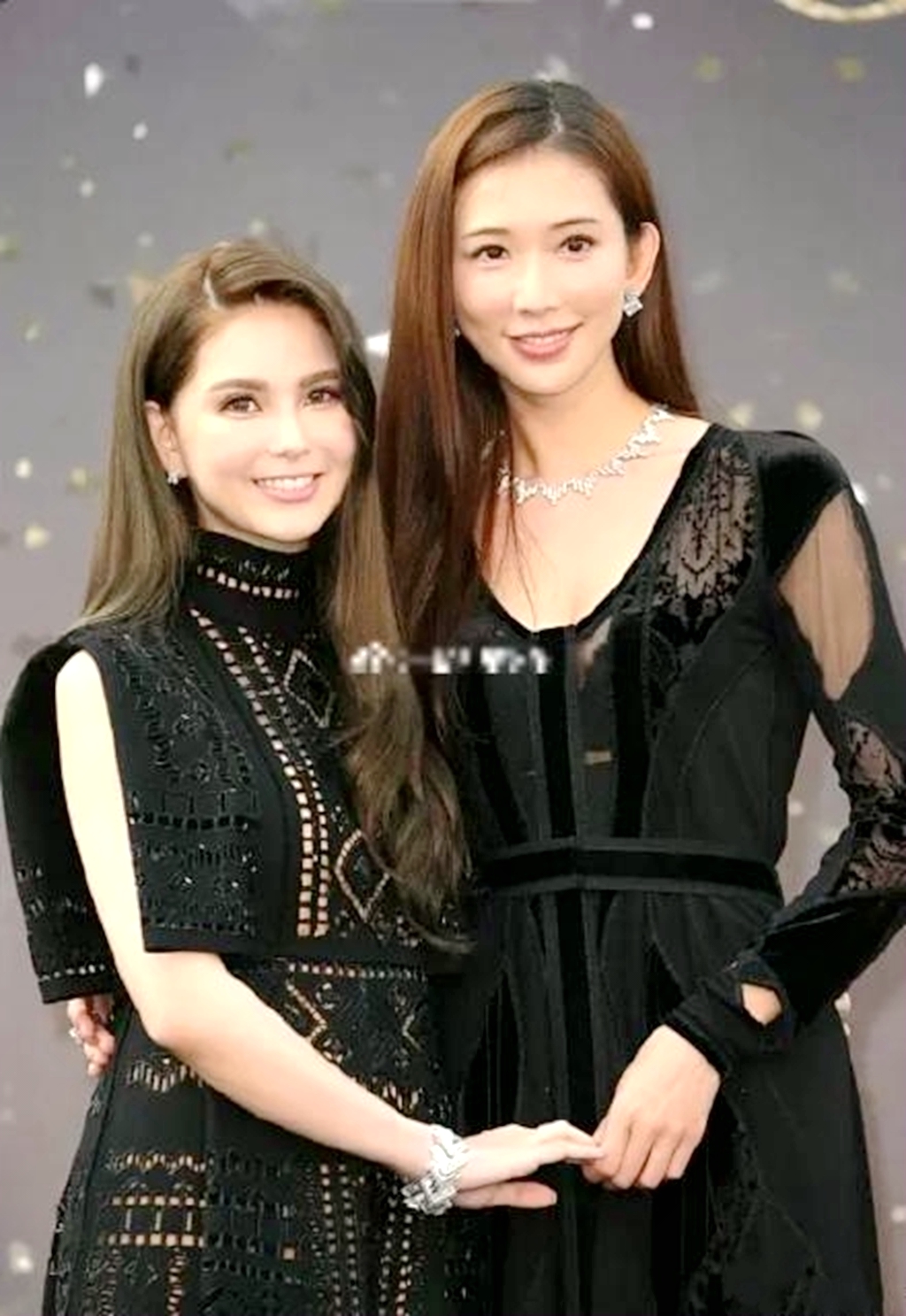 周杰伦昆凌现场观战,昆凌周杰伦巴黎看球赛