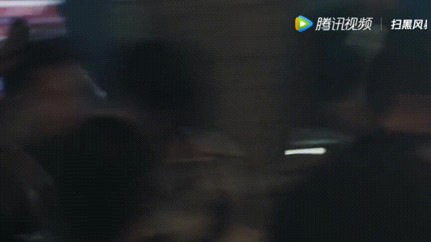 《扫黑风暴》中“正邪难辨”再飙戏，51岁孙红雷，好狠一男的