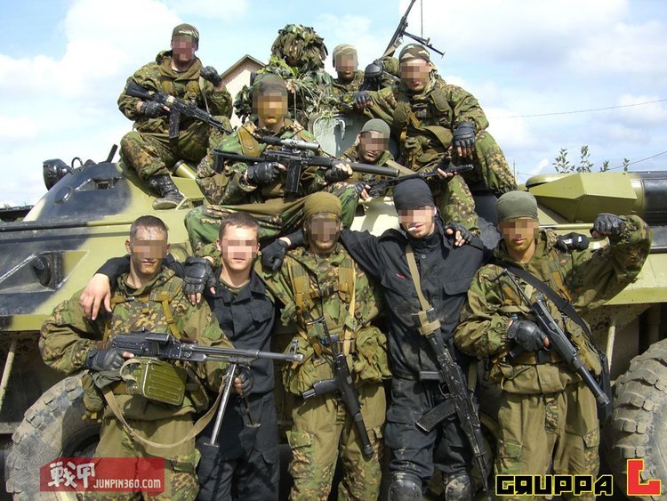 毛熊作战服,毛熊的所有装备