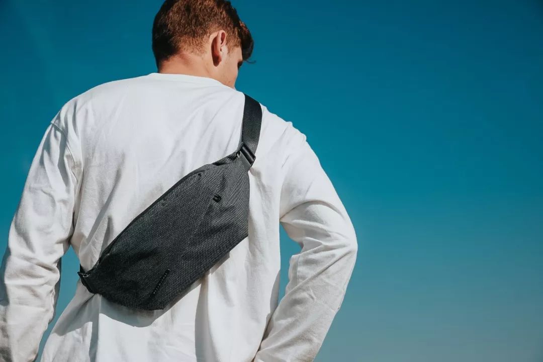 轻装出行包包,轻装美式包包