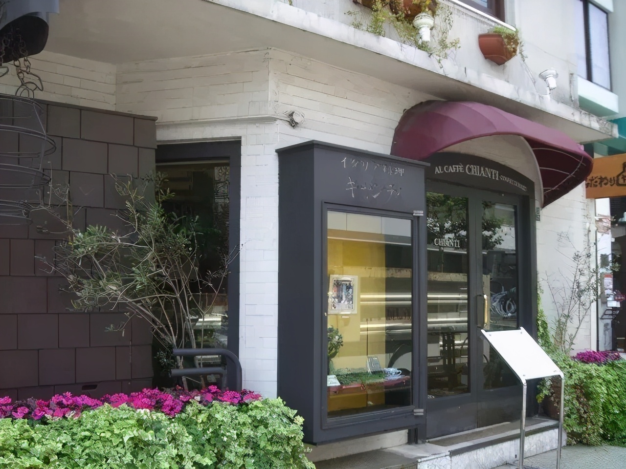 坐拥六本木都市核心，尽享时尚便利生活