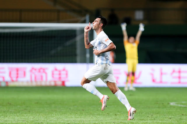 富力扎哈维4战斩5球,扎哈维上海富力集锦