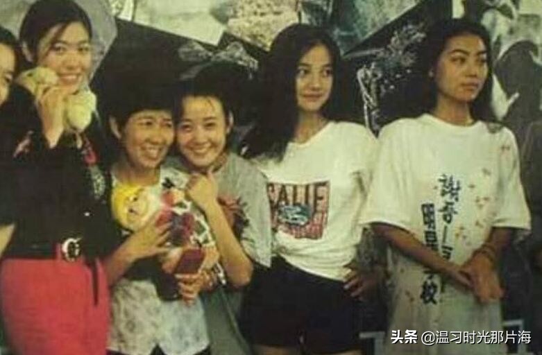 赵薇的男闺蜜是谁,赵薇和男友唱歌