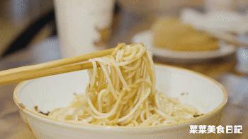 小吃天堂,这碗粉到底有多好吃