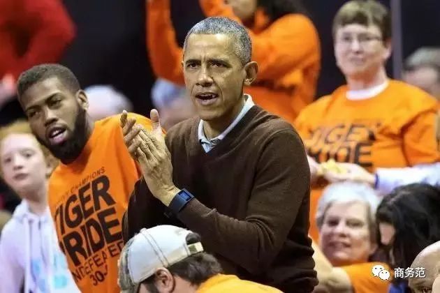 普京防护服,普京保镖衣服里面是什么