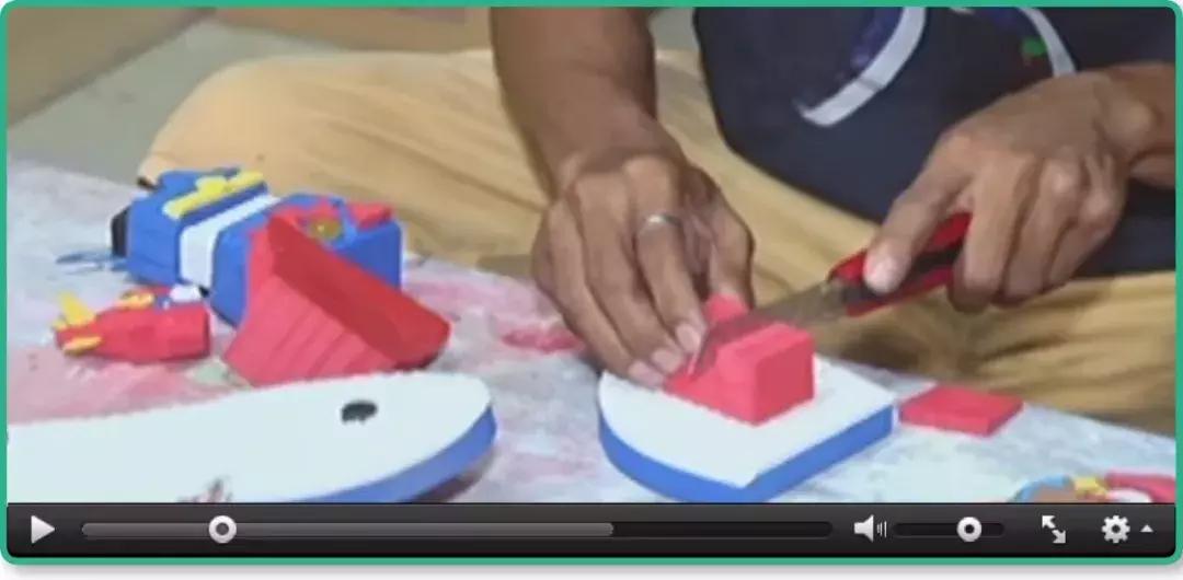 男孩毁了他的手办,亲手毁掉一个二次元手办