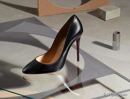 cl红底高跟鞋平价,cl红底高跟鞋什么级别的奢侈品